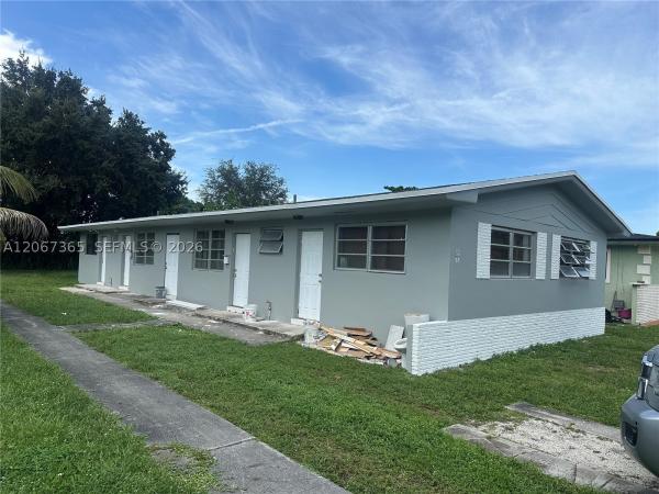 Commercial Arlington, 53 NW 169th St, North Miami Beach, Florida 33169, image 1