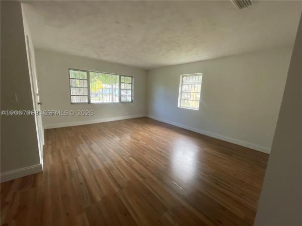 1390 NW 101st St #1388, Unincorporated Dade County, Florida 33147, image 3