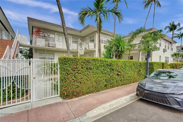 Espanola Way Villas, 717 Espanola Way #204, Miami Beach, Florida 33139, image 2