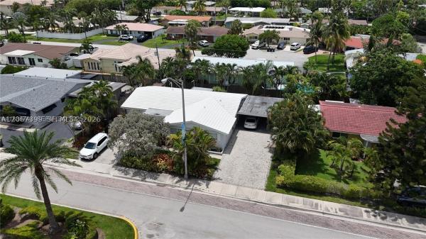 Lighthouse Point Residential, 2220 NE 36th St ##1, Lighthouse Point, Florida 33064, image 1