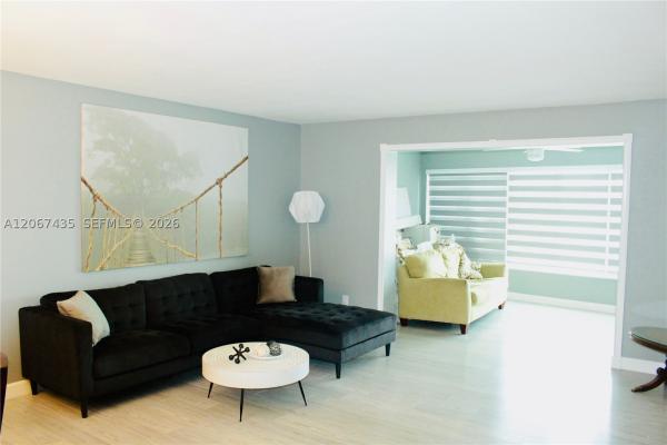 Diamond, 4211 NW 41st St #407, Lauderdale Lakes, Florida 33319, image 1