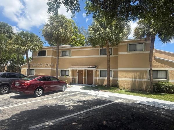 The Palms Of Pembroke, 203 E Palm Cir E, Pembroke Pines, Florida 33025, image 1