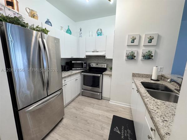 4840 NW 7th St #202, Miami, Florida 33126, image 3