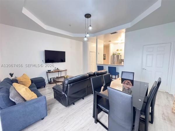 4840 NW 7th St #202, Miami, Florida 33126, image 2