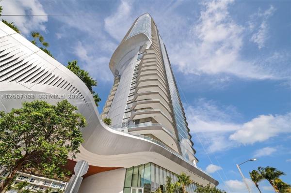 Una Residences, 175 SE 25th Rd #2604, Miami, Florida 33129, image 2