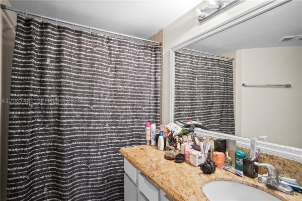 Lake Pointe, 213 Lake Pointe Dr #203, Oakland Park, Florida 33309, image 3