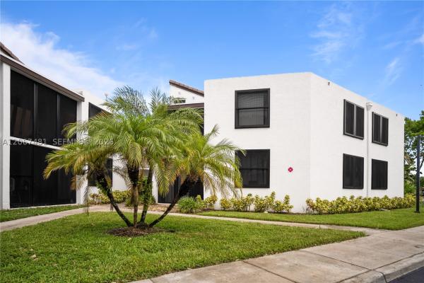 Lake Pointe, 213 Lake Pointe Dr #203, Oakland Park, Florida 33309, image 1