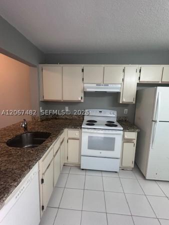 20735 NE 8th Ct #101-12, Unincorporated Dade County, Florida 33179, image 3