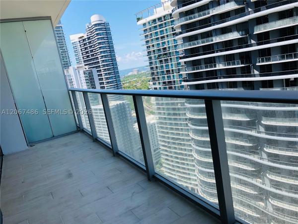 1010 Brickell, 1010 Brickell Ave #3608, Miami, Florida 33131, image 2