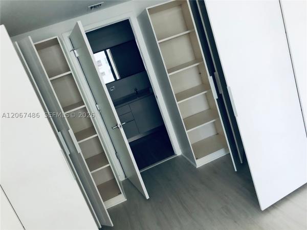1010 Brickell, 1010 Brickell Ave #3608, Miami, Florida 33131, image 2