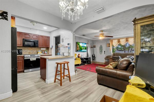Boulevard Heights, 6921 Taylor St, Hollywood, Florida 33024, image 1