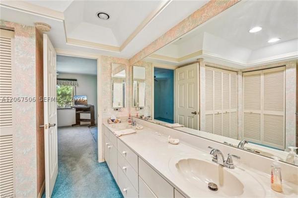 Rose Garden Villas, 5510 Sw 4th Pl #605, Cape Coral, Florida 33914, image 2
