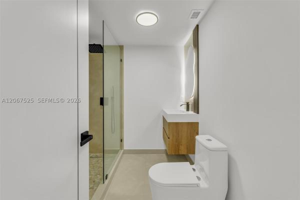 611 SE 4th St, Hialeah, Florida 33010, image 2