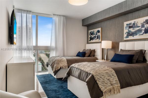 Parque Towers, 330 Sunny Isles Blvd #5-1102, Sunny Isles Beach, Florida 33160, image 3