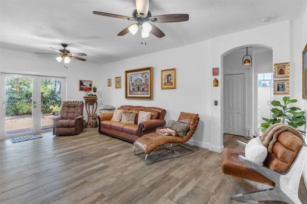 12382 SW 213th Ter, Unincorporated Dade County, Florida 33177, image 3
