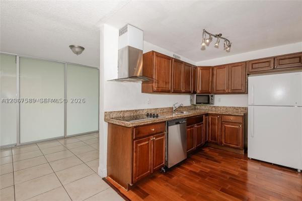 Bayview Palms, 1805 Sans Souci Blvd #532, North Miami, Florida 33181, image 3