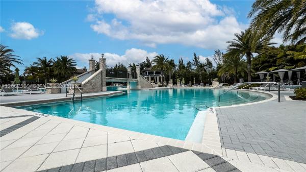 Madison Pointe At Central Park, 10235 NW 87th Ter, Doral, Florida 33178, image 3
