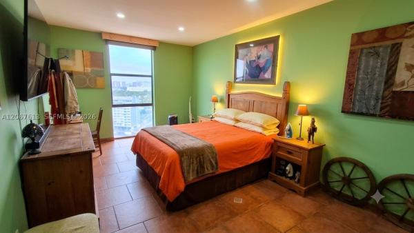 Sailboat Cay, 13499 Biscayne Blvd #PH-1712, North Miami, Florida 33181, image 2