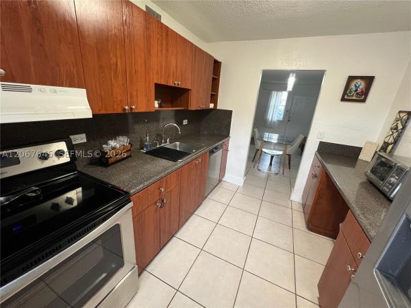 East Little Havana, 458 SW 10th St #4, Miami, Florida 33130, image 3