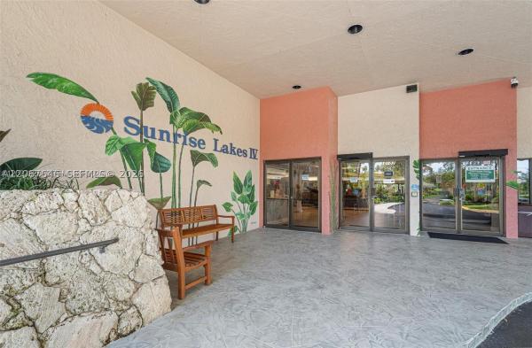 Sunrise Lakes 4, 10130 Sunrise Lakes Blvd #207, Sunrise, Florida 33322, image 1