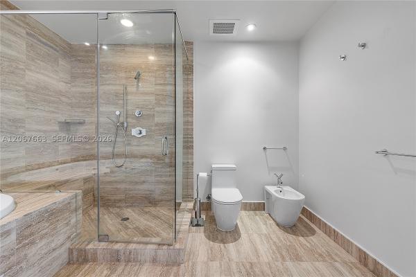 Tdr Tower 3, 15811 Collins Ave #902, Sunny Isles Beach, Florida 33160, image 2