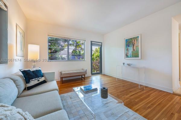 Villa Lucca South, 945 10th St #3, Miami Beach, Florida 33139, image 2
