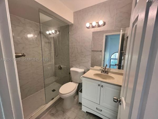 1133 NE 210th Ter, Unincorporated Dade County, Florida 33179, image 1