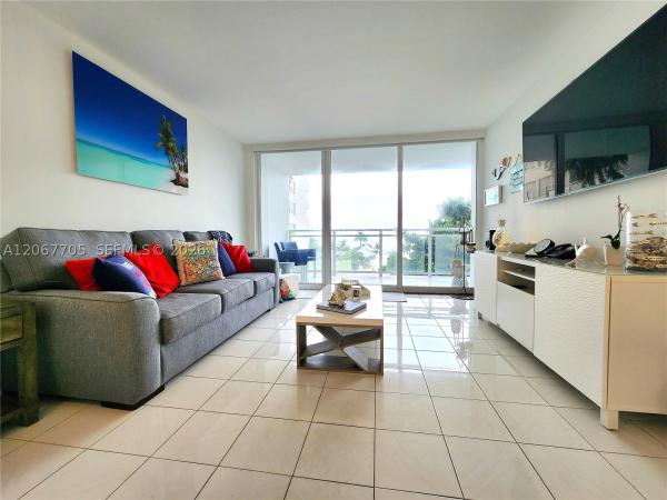 Parker Plaza Estates, 2030 S Ocean Dr #216, Hallandale Beach, Florida 33009, image 1