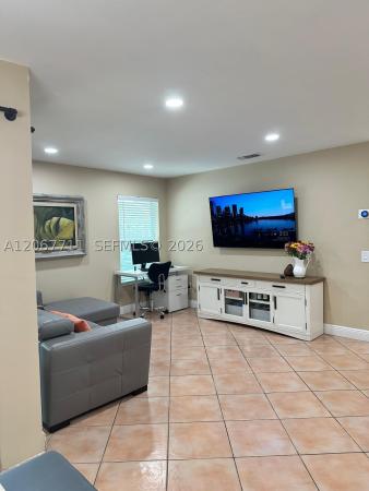 4810 SW 152nd Pl #H-87, Unincorporated Dade County, Florida 33185, image 1