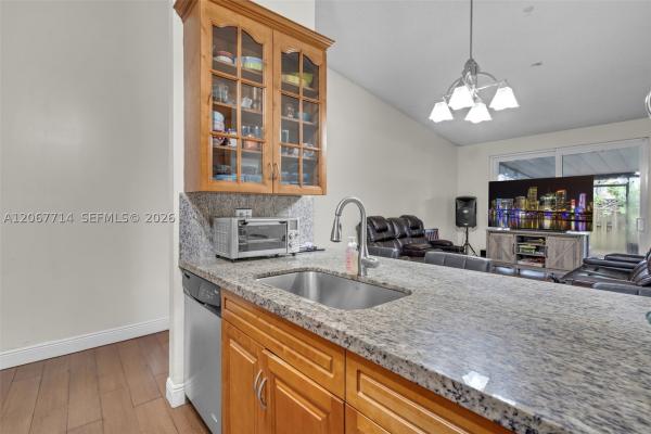 6760 NW 186th Ter, Hialeah, Florida 33015, image 3