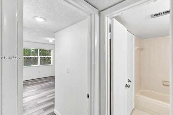 Le Club At Old Cutler, 8660 SW 212th St #306, Cutler Bay, Florida 33189, image 1