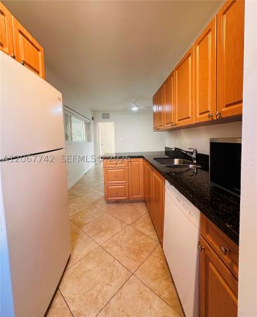Oceanside Isle Of Normandy, 946 Bay Dr #12, Miami Beach, Florida 33141, image 2