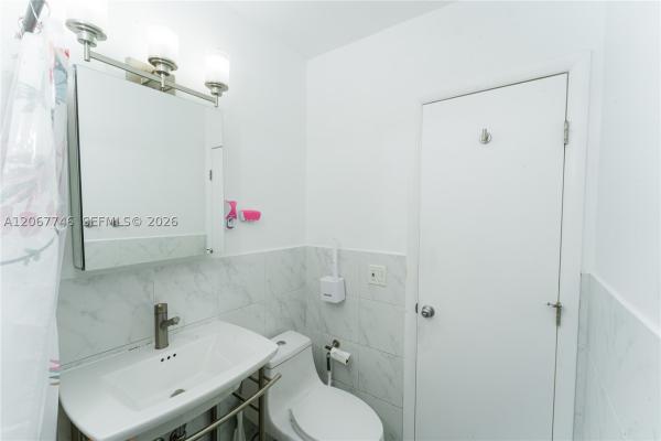6250 NW 41st St, Virginia Gardens, Florida 33166, image 2