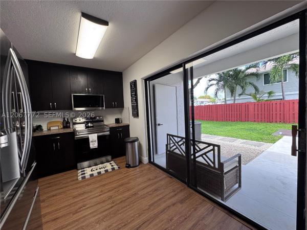 Southbridge At Pembroke Pointe, 10651 NW 1st St, Pembroke Pines, Florida 33026, image 2