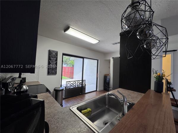 Southbridge At Pembroke Pointe, 10651 NW 1st St, Pembroke Pines, Florida 33026, image 1