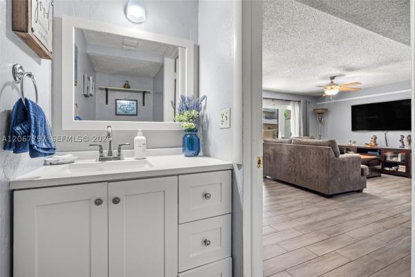 Alhambra Village, 2214 NW 39th Ave, Coconut Creek, Florida 33066, image 2