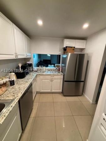 Samari Lake East, 10000 NW 80th Ct #2337, Hialeah Gardens, Florida 33016, image 2
