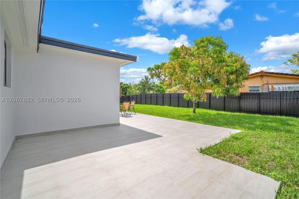 Melrose Manor, 2840 SW 5th St, Fort Lauderdale, Florida 33312, image 3