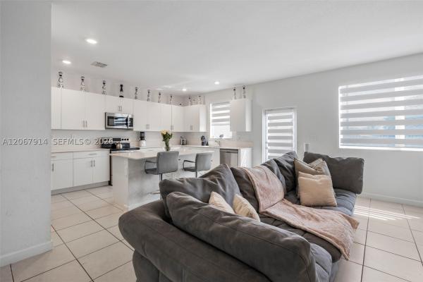 21189 SW 127th Ct, Unincorporated Dade County, Florida 33177, image 3