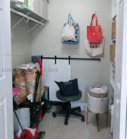 Galeria, 7211 W 24th Ave #2324, Hialeah, Florida 33016, image 3