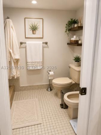 Casper House, 9735 NW 52nd St #305, Doral, Florida 33178, image 2