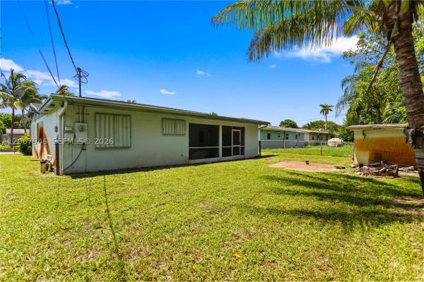 Royal Palms Park, 2030 NW 29th Ter, Fort Lauderdale, Florida 33311, image 2