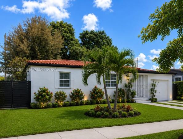 Le Jeune Place, 4060 SW 6th St, Miami, Florida 33134, image 1