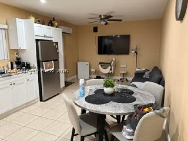 20121 SW 117th Ave, Unincorporated Dade County, Florida 33177, image 2