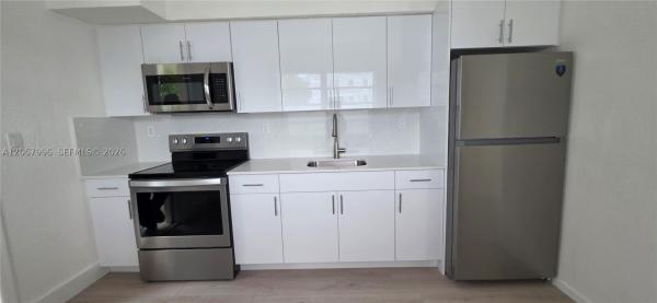 Twelfth Street Manors, 21 NW 32nd Ct, Miami, Florida 33125, image 1