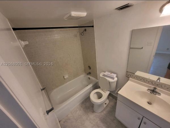 The Lakes Of Inverrary, 3360 Spanish Moss Ter #412, Lauderhill, Florida 33319, image 2