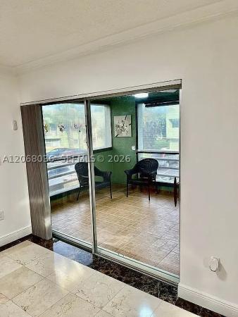 11183 NW 7th St #204, Unincorporated Dade County, Florida 33172, image 2