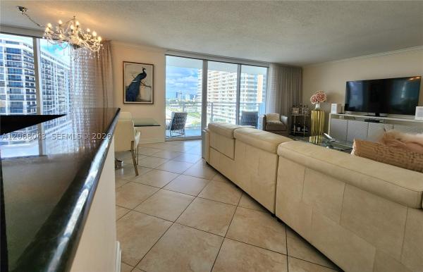 Parker Plaza Estates, 2030 S Ocean Dr #626, Hallandale Beach, Florida 33009, image 2