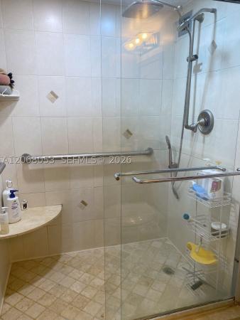 Oceanview Park, 1000 Parkview Dr #825, Hallandale Beach, Florida 33009, image 3