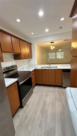 Delray Oaks, 2902 SW 21st Ter #301C, Delray Beach, Florida 33445, image 3